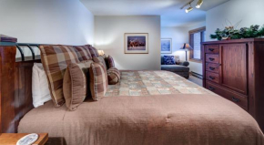 Bear Claw 412 - Ski-in Ski-out Condo!
